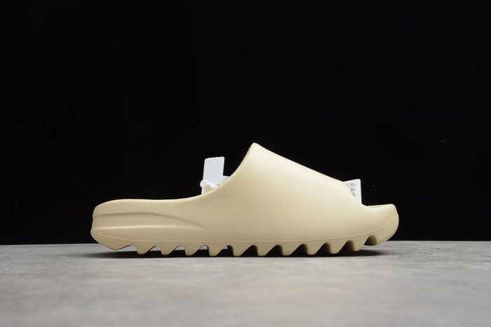 Adidas Yeezy Slide Cap - Image 4