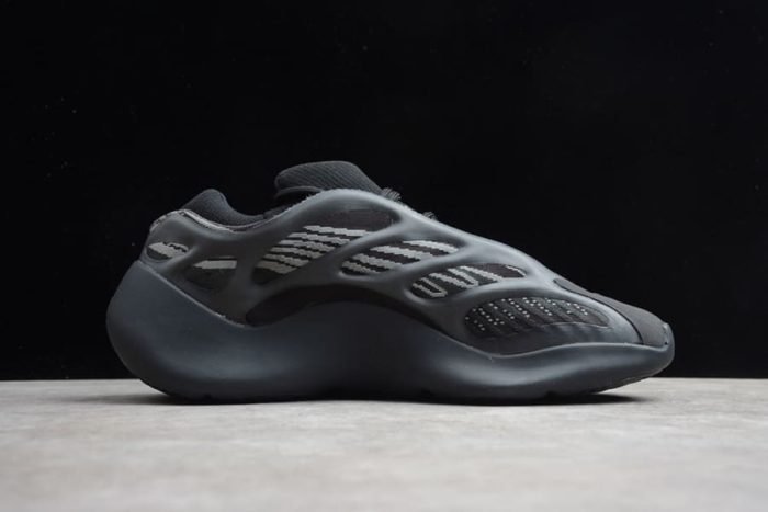 Adidas Yeezy 700 V3 Alvah - Image 5