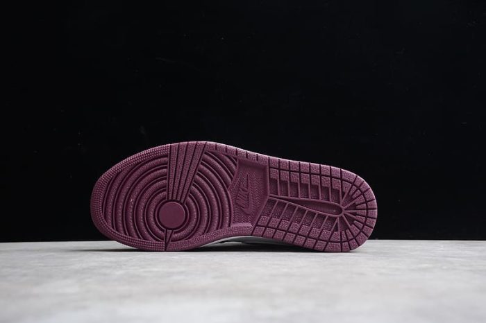 Air Jordan 1 High OG Bordeaux - Image 10