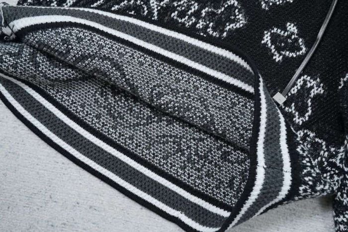 Amiri Bandana Crochet Basketball Shorts - Image 11