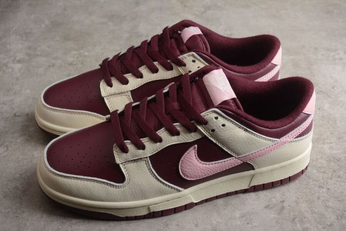 Nike Dunk Low Premium Valentine's Day - Image 2