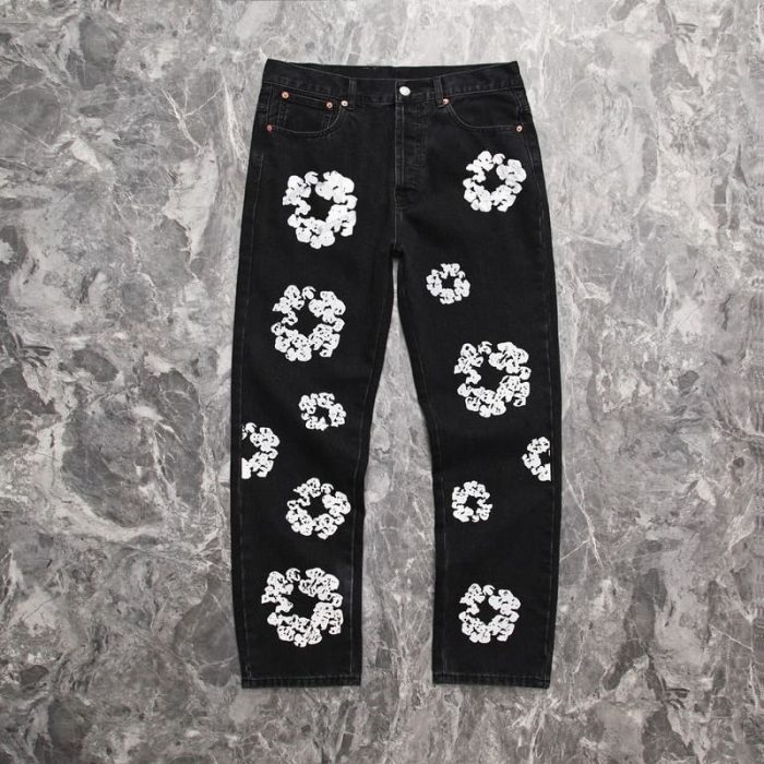 Denim Tears x Levi's Cotton Wreath Jeans Black - Image 2