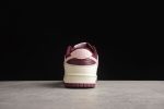 Nike Dunk Low Premium Valentine's Day - Image 5