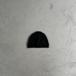 Synaworld Winter Black Red Beanie - Image 4