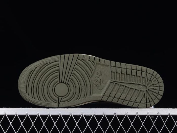 Travis Scott x Air Jordan 1 Low Olive - Image 10