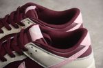 Nike Dunk Low Premium Valentine's Day - Image 9