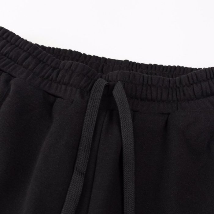 Shorts Gucci Monogram Stripe Black GC017 - Image 4