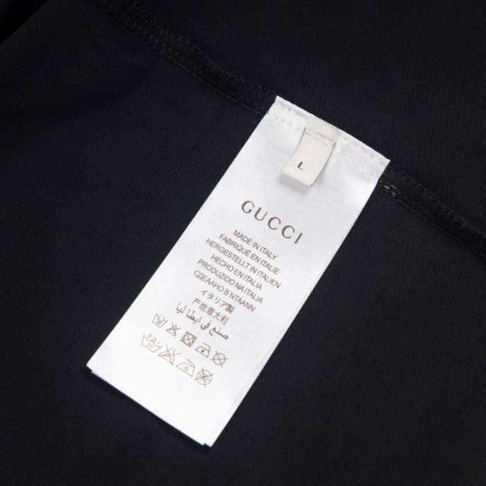 T-shirt Gucci Red Gradient Logo Black GC039 - Image 8