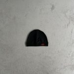 Synaworld Winter Black Red Beanie - Image 3