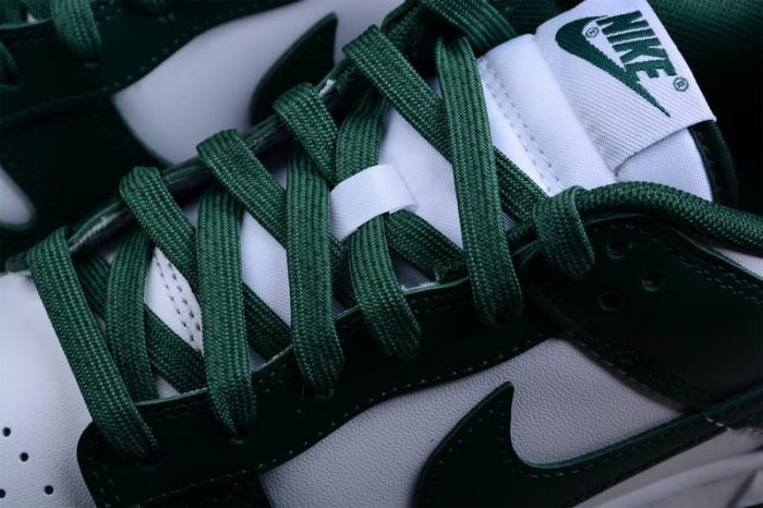 Nike Dunk Low Michigan State - Image 8