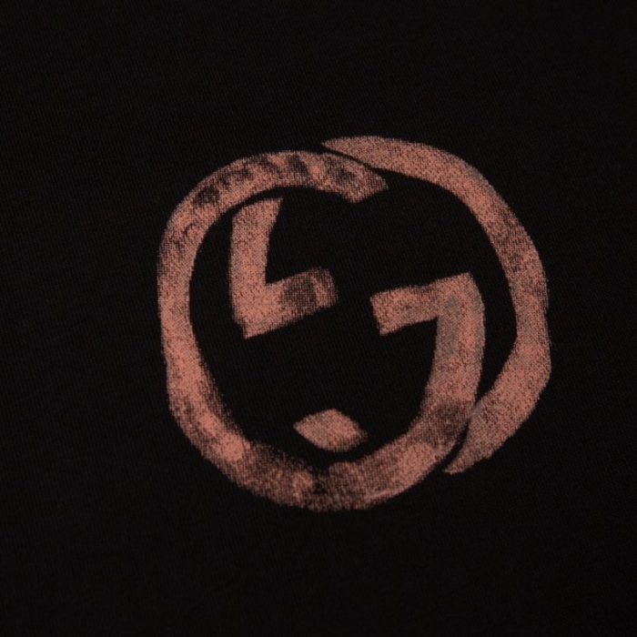 T-shirt Gucci Distressed Logo Black GC046 - Image 5