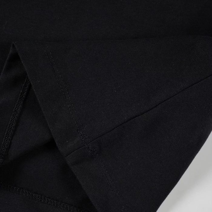 T-shirt Prada Crest Logo Black PD018 - Image 5