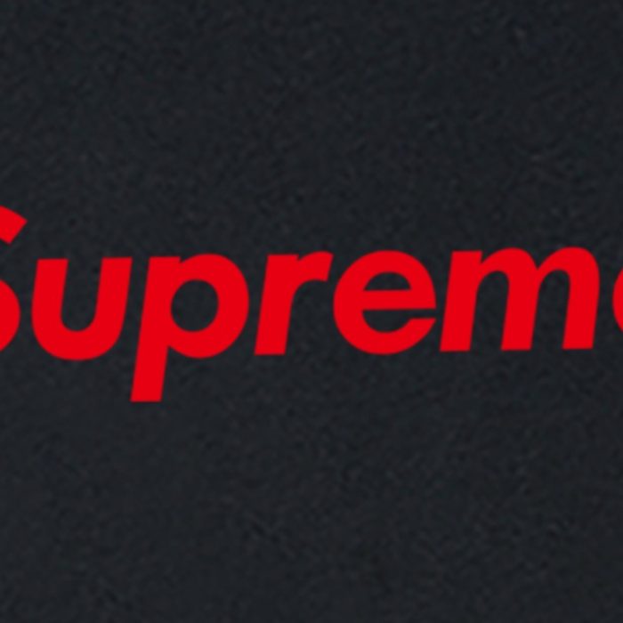 T-shirt Supreme Red Logo Black SP014 - Image 3
