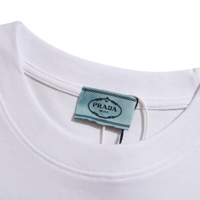 T-shirt Prada Milano White Graphic Logo PD032 - Image 8