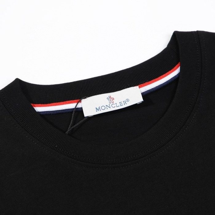 T-shirt Moncler Black Embroidered Logo Tee MCL005 - Image 6
