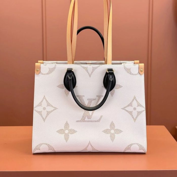 Tote Bag Louis Vuitton OnTheGo LVW029 - Image 5