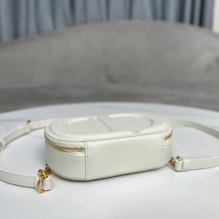 Shoulder Bag Dior Signature Camera Bag Off White DOW010 - Image 4