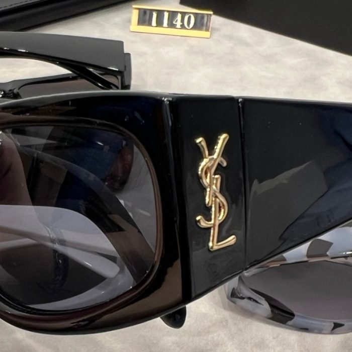 Sunglasses Yves Saint Laurent YSL022 - Image 3