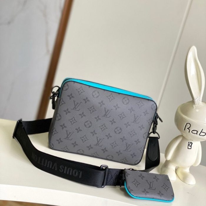 Louis Vuitton Trio Messenger LV042 - Image 3