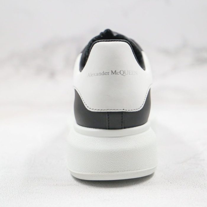 Alexander McQueen Over AMQ004 - Image 4