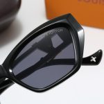 Sunglasses Louis Vuitton LVW071 - Image 5