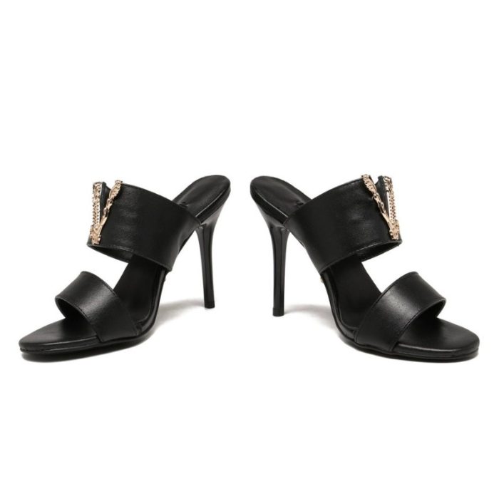 Versace Slide Sandal VSC013 - Image 6