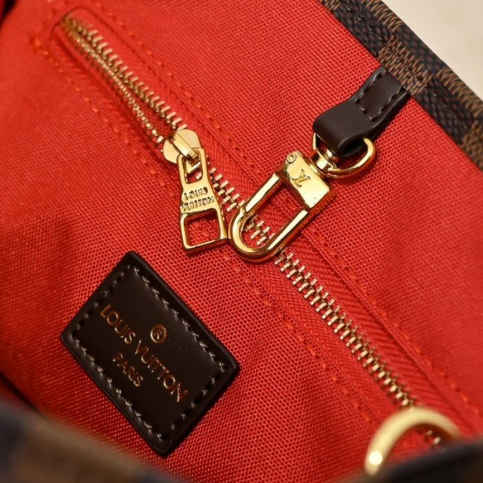 Shoulder Bag Louis Vuitton OnTheGo MM LV067 - Image 6