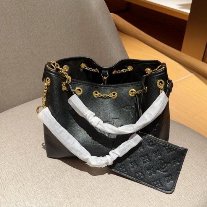 Louis Vuitton Bundle Tote Bag LV263 - Image 2