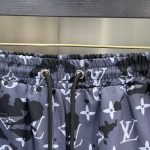 Shorts Louis Vuitton LV235 - Image 3