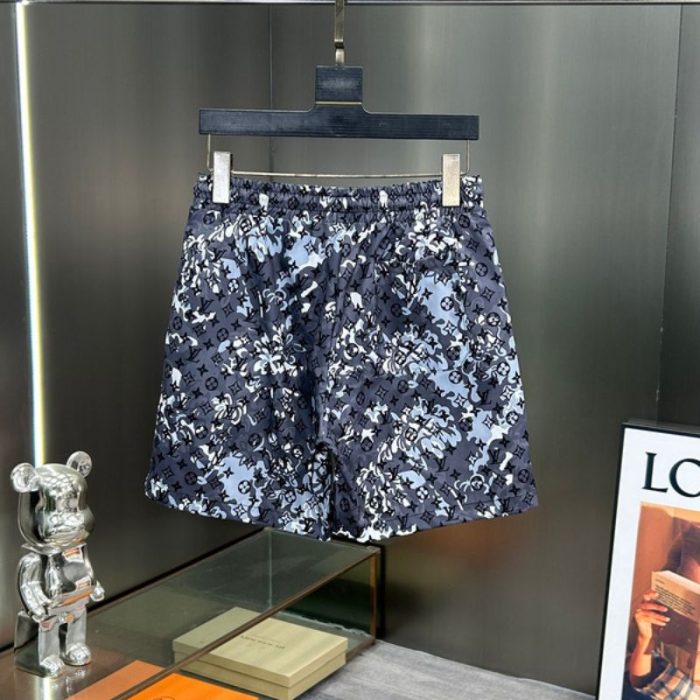 Shorts Louis Vuitton LV241 - Image 3