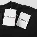 T-Shirt Givenchy Black GV031 - Image 5