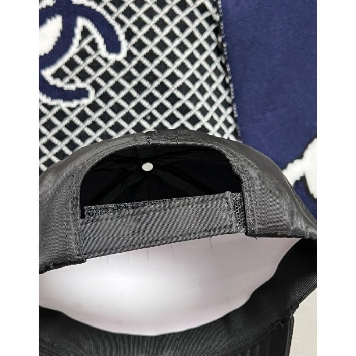 Cap Prada Black PD074 - Image 5