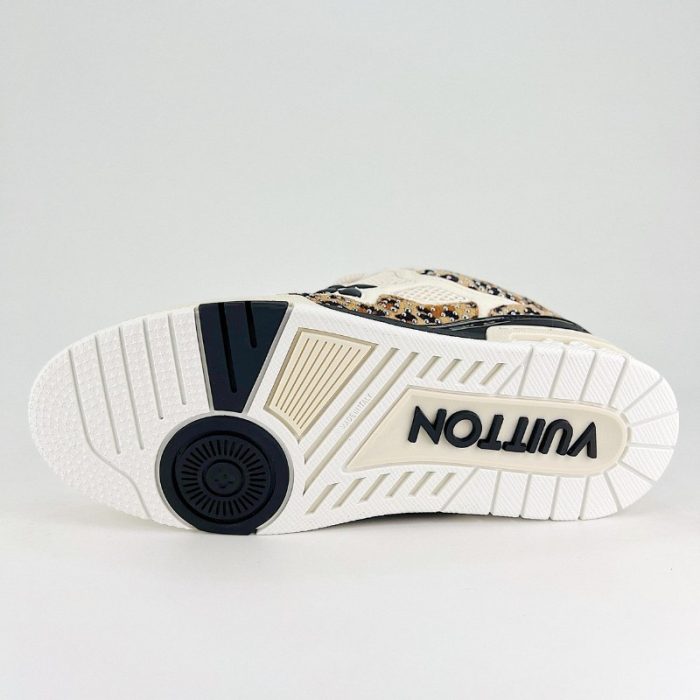 Louis Vuitton LV Trainer LV149 - Image 6