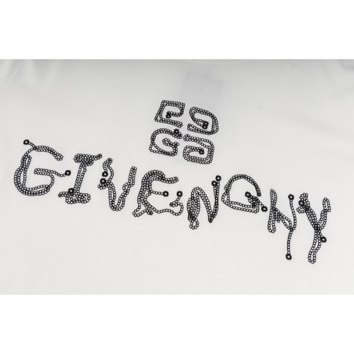 T-Shirt Givenchy White GV037 - Image 4