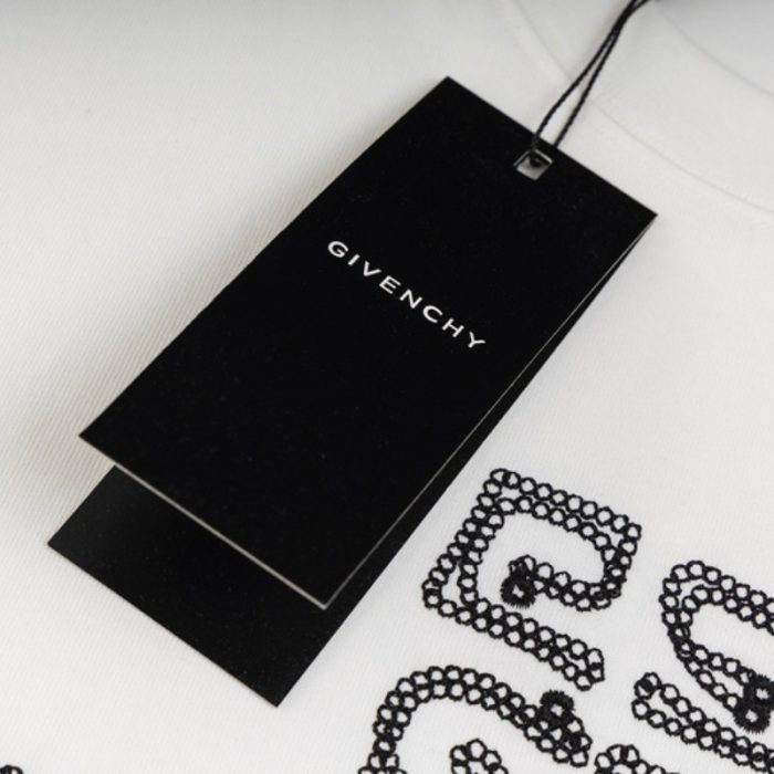 T-Shirt Givenchy White GV037 - Image 5