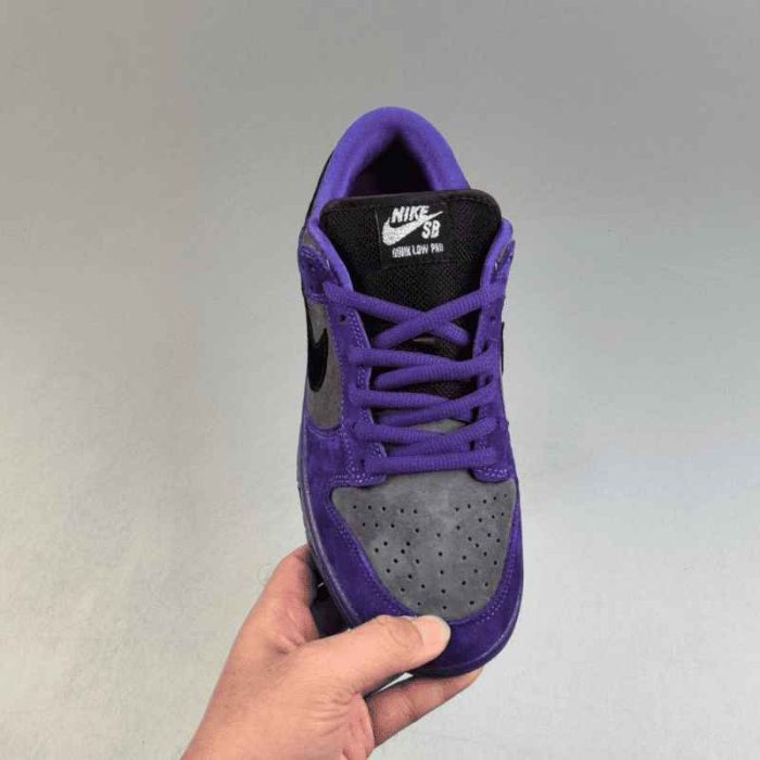 Supreme x Nike SB Dunk Low NK090 - Image 6