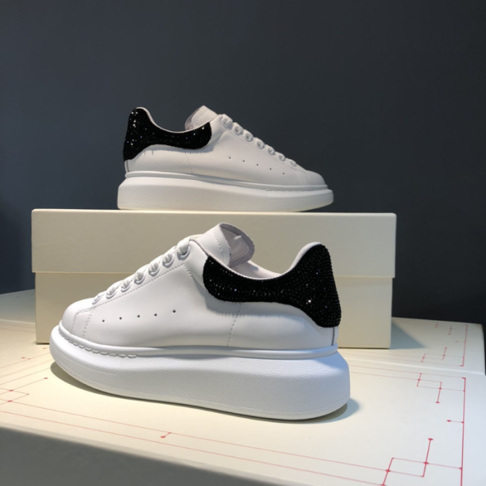 Shoes Alexander McQueen White AMQ010 - Image 2