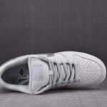 Nike SB x Dunk Low Lobster NK146 - Image 3