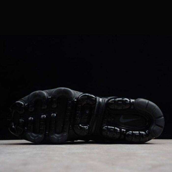 Nike Air Vapormax Plus Triple Black NK097 - Image 4