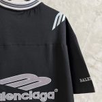 T-shirt Balenciaga Footnall V-neck Oversized BL259 - Image 4
