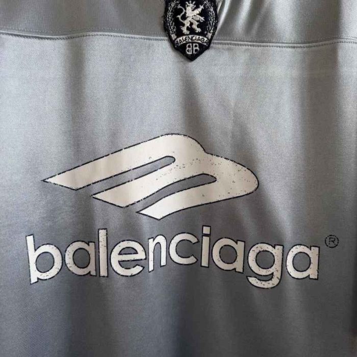 T-shirt Balenciaga Jersey V-nek Oversized B261 - Image 4