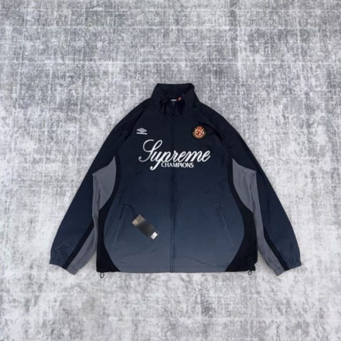 Set Supreme x Umbro Gradient Track SP136 - Image 6